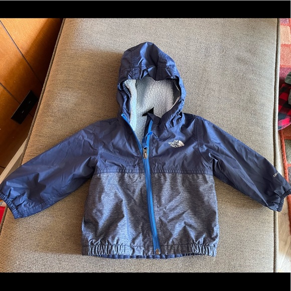 The North Face Hoodie Rain Jacket Coat 